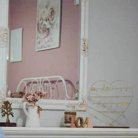 Agis Apartment *